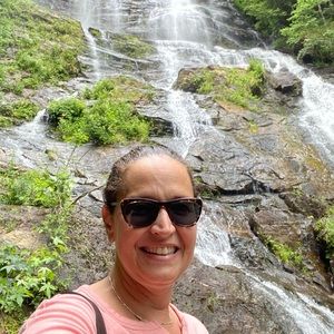 Meet your Posher, Anne